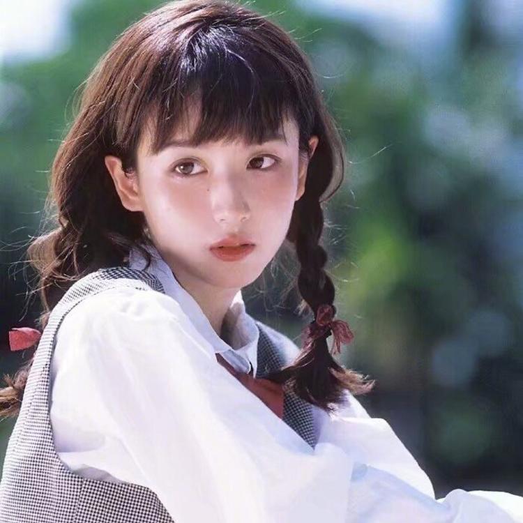 武井咲（饰 神谷熏） - 演唱会高清修复在线观看 - 平板看电影